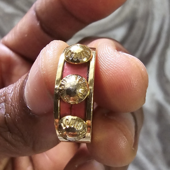 Louis Vuitton Ring - Picture 3 of 5
